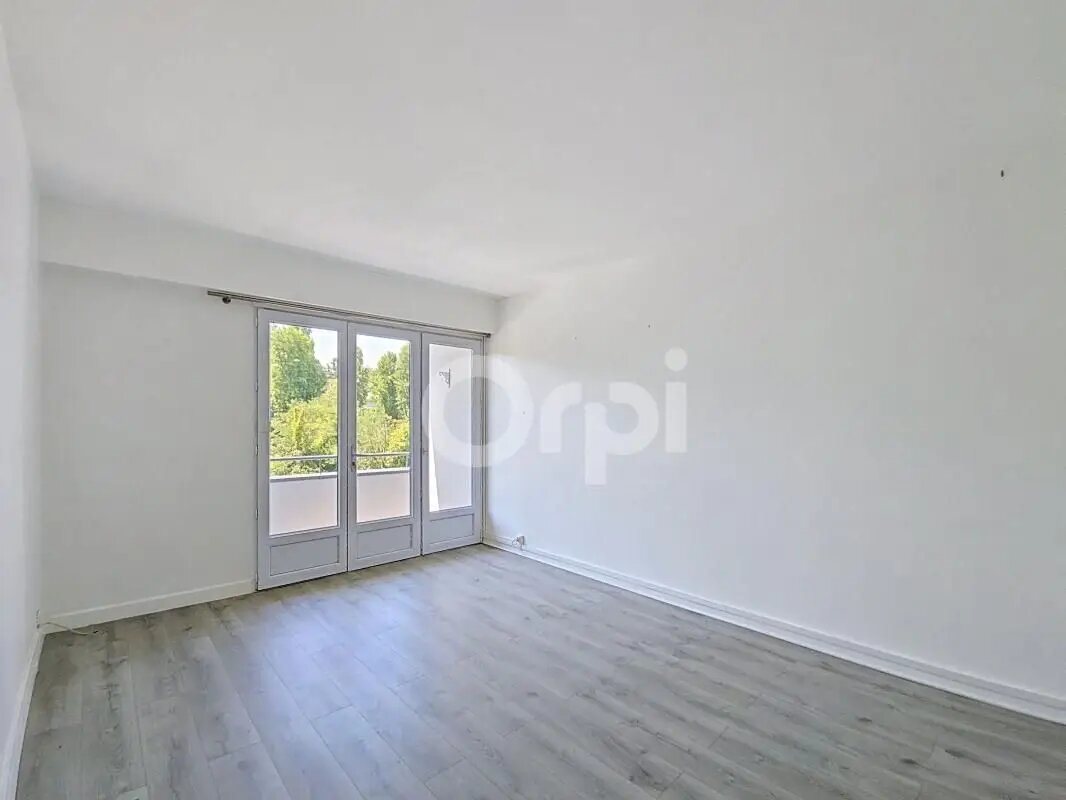 Appartement à vendre, 65m², Saint-Fargeau-Ponthierry