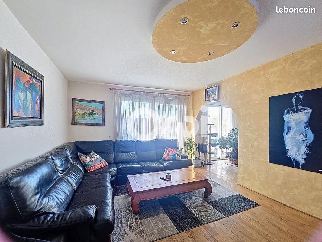 Appartement à vendre, 78m², Saint-Fargeau-Ponthierry