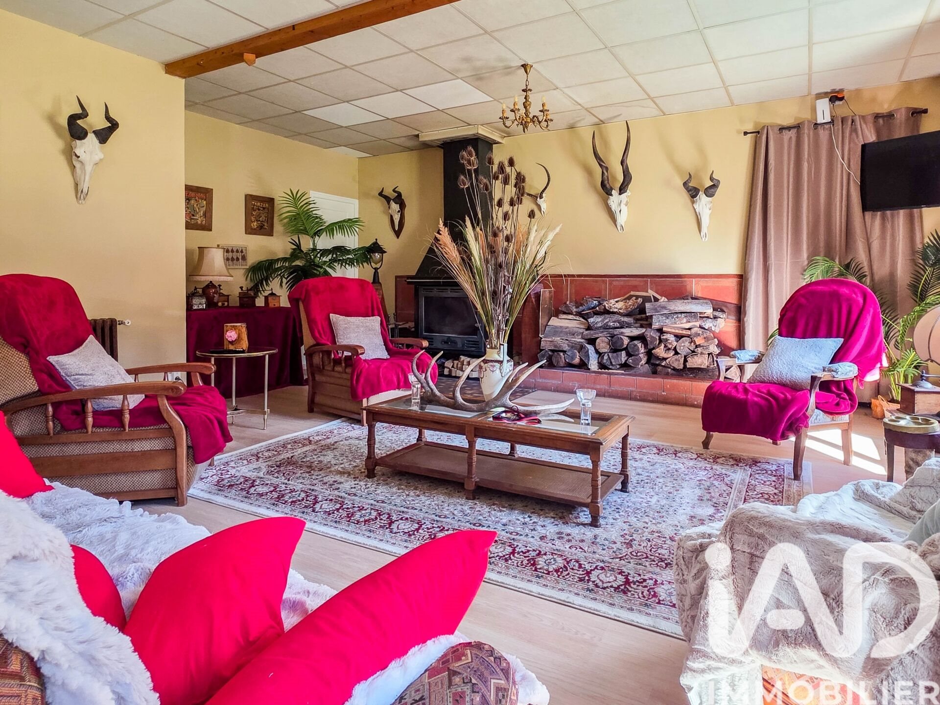 Maison à vendre, 182m², Saint-Chély-d'Aubrac