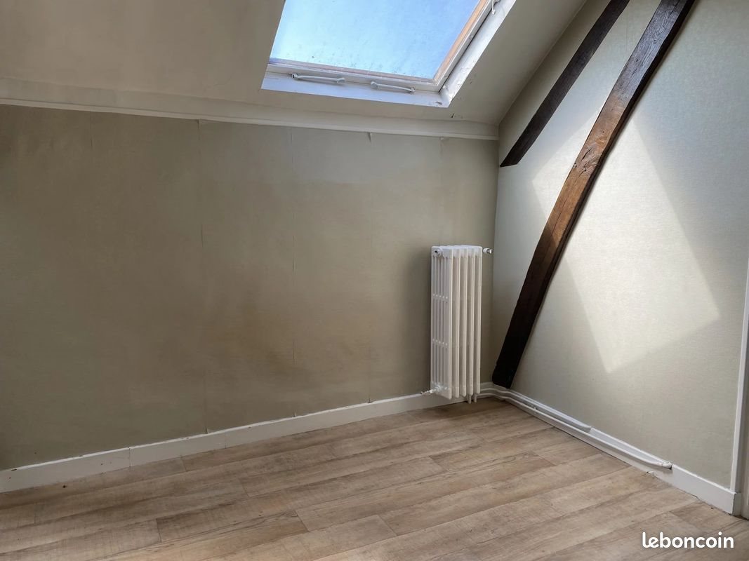 Appartement à louer, 35m², Laon
