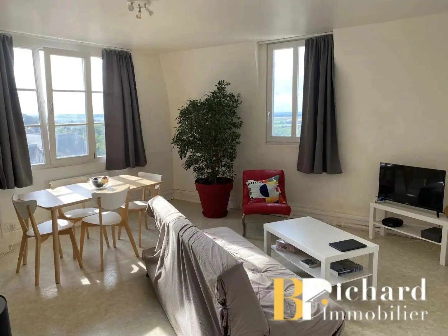 Appartement à louer, 51m², Laon