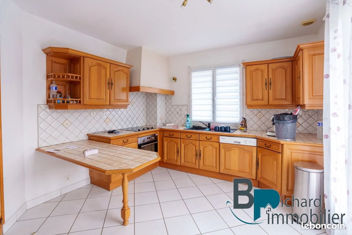 Maison à vendre, 141m², Laon