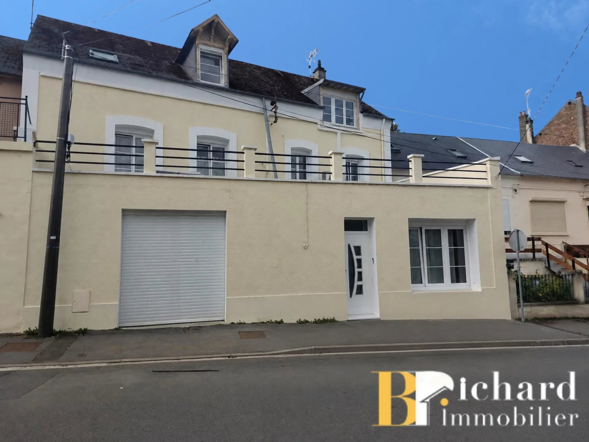 Maison à vendre, 216m², Laon