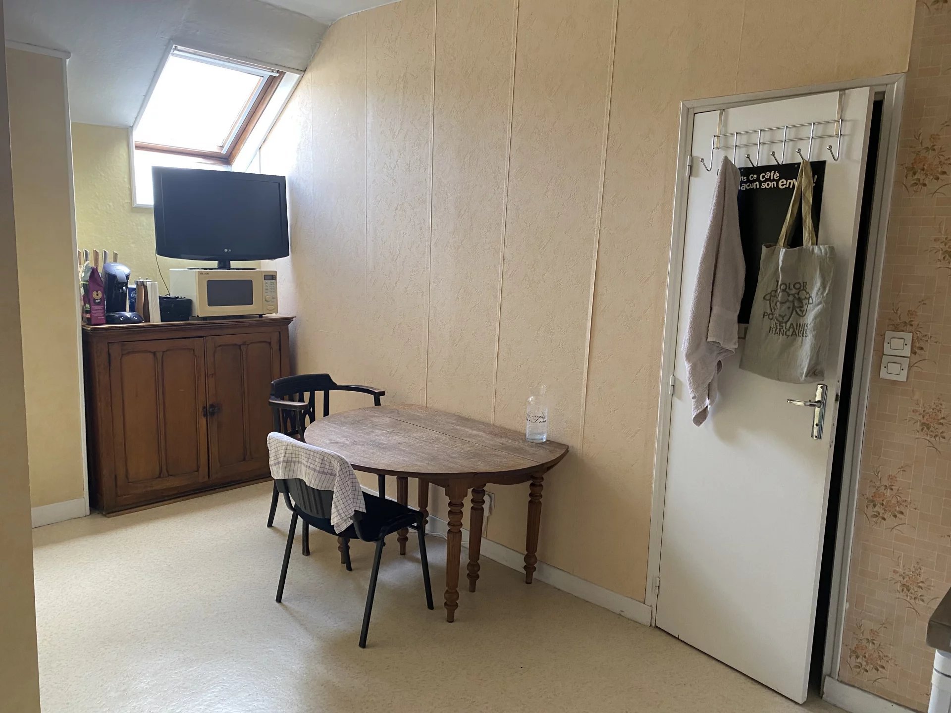 Maison à louer, 27m², Laon