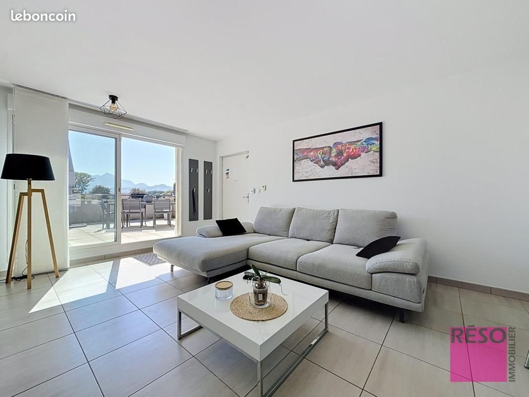 Appartement à vendre, 64m², Reignier-Esery