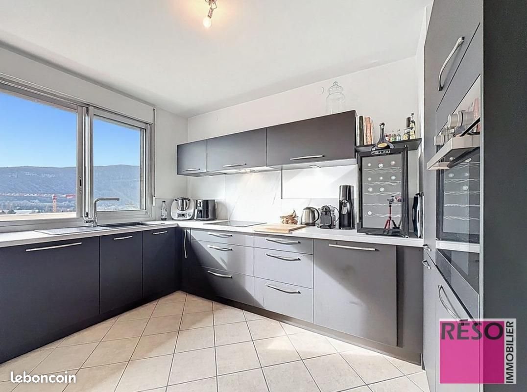 Appartement à vendre, 111m², Annemasse