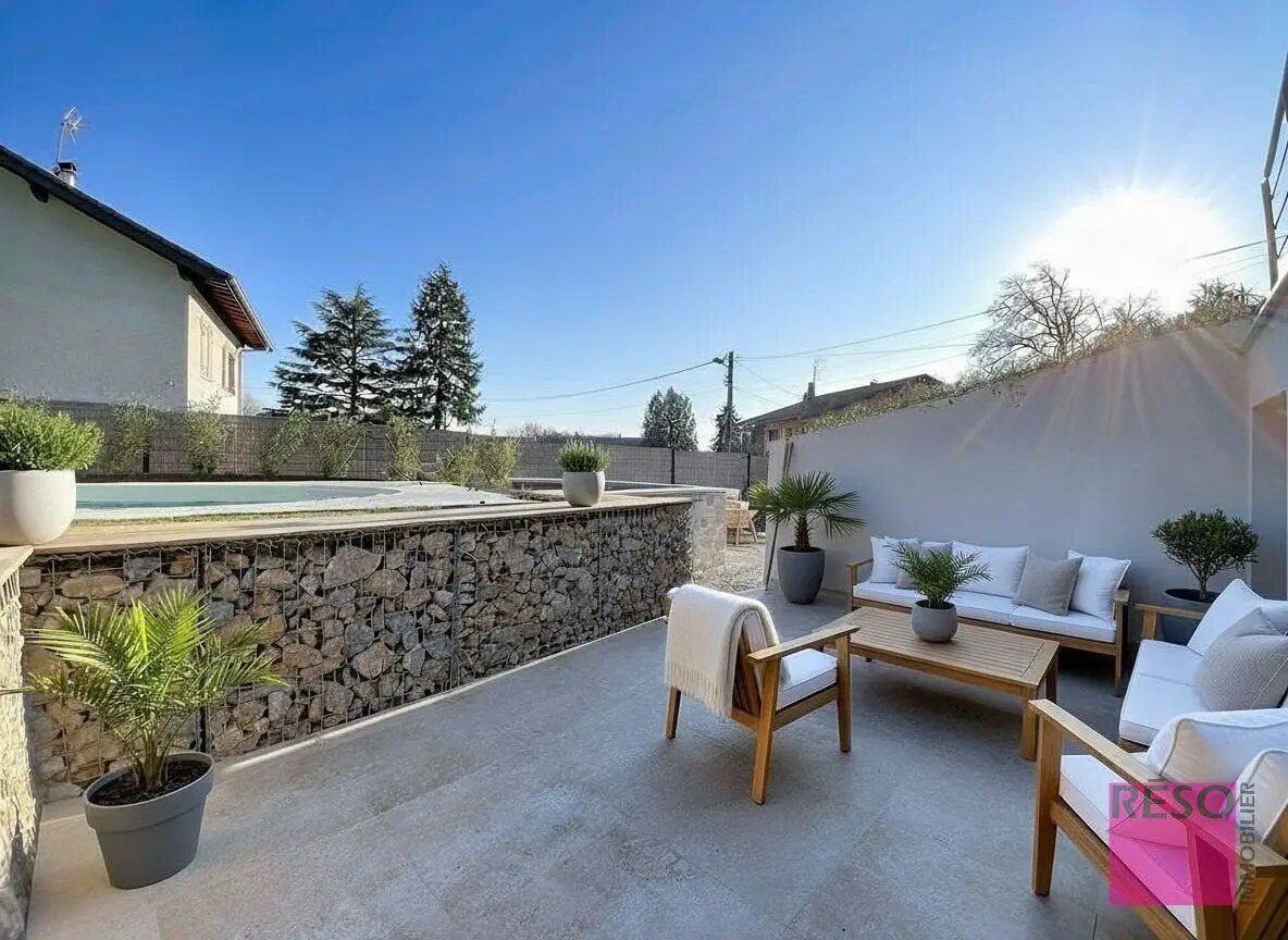 Maison à vendre, 194m², Cranves-Sales