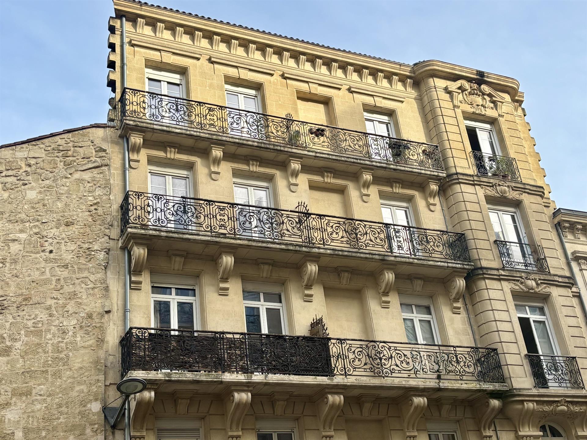 Appartement – Bordeaux, Barrière Saint-Augustin, Saint-Augustin - Tauzin - Alphonse Dupeux - Vue 4
