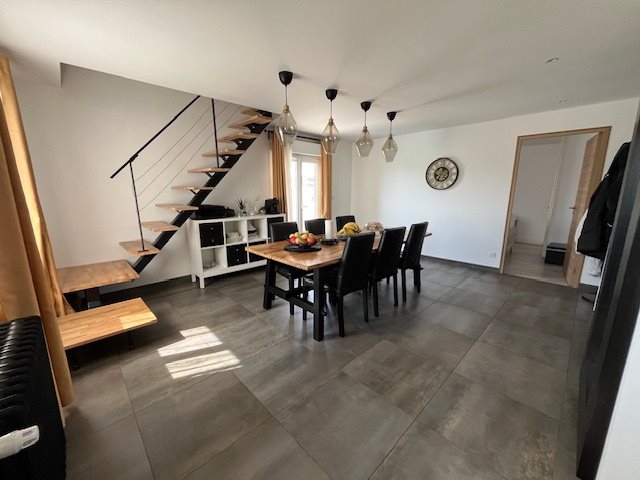 Maison à vendre, 184m², Saint-André-de-Corcy