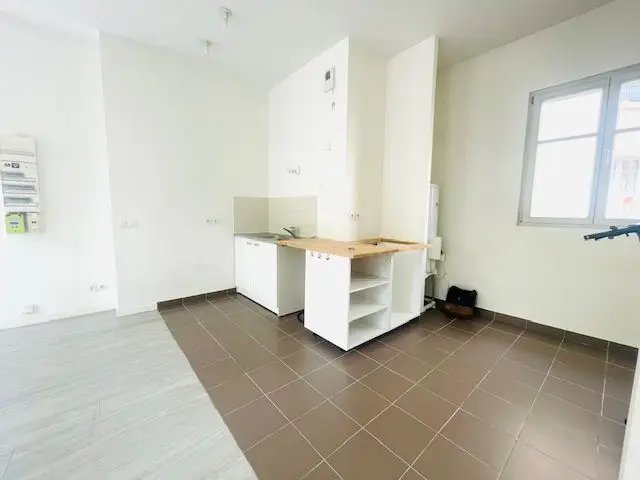 Appartement à louer, 93m², Paris 19ème