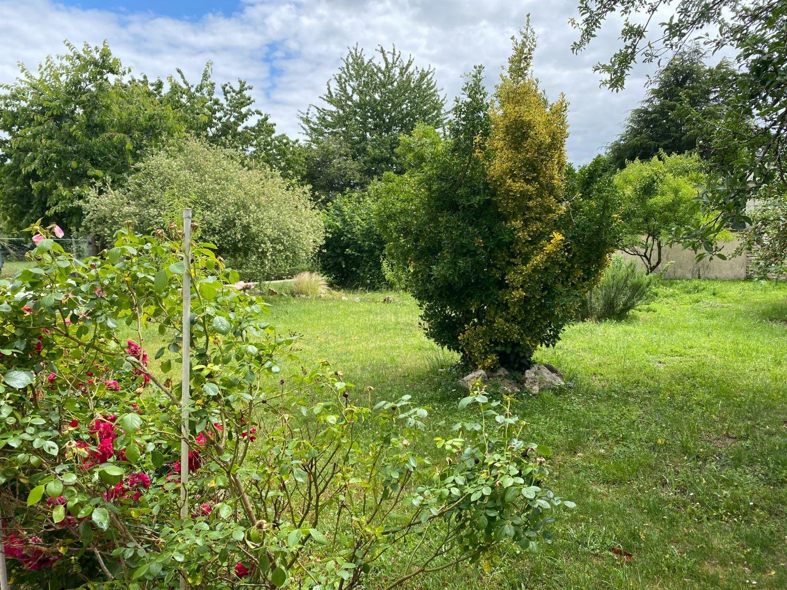 Maison à vendre, 3m², Azay-le-Ferron