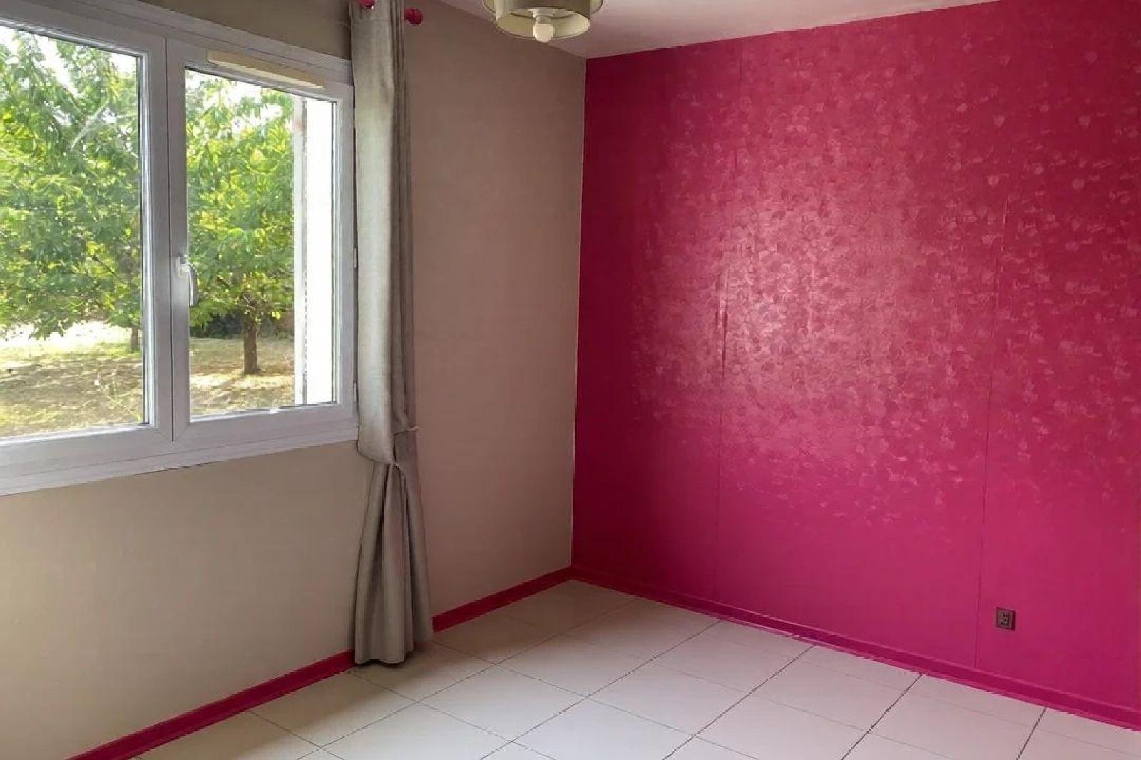 Maison à vendre, 3m², Azay-le-Ferron