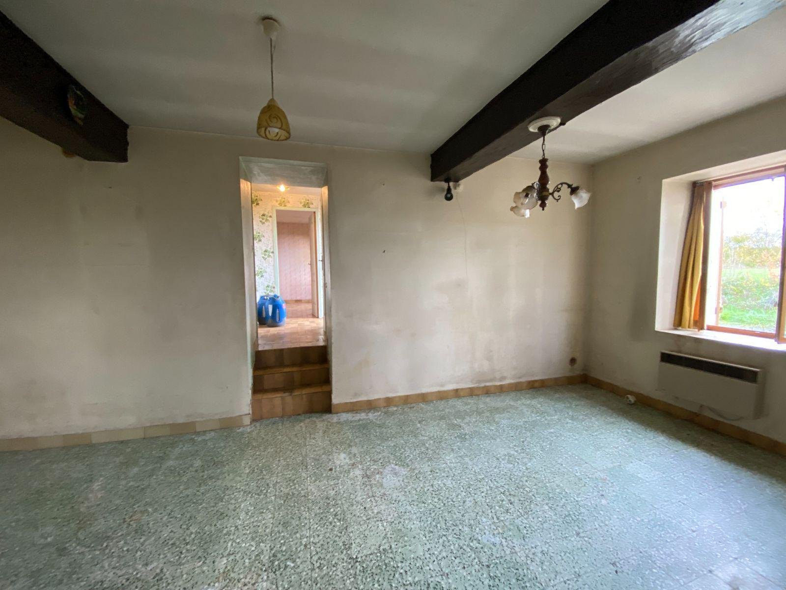 Maison à vendre, 3m², Azay-le-Ferron