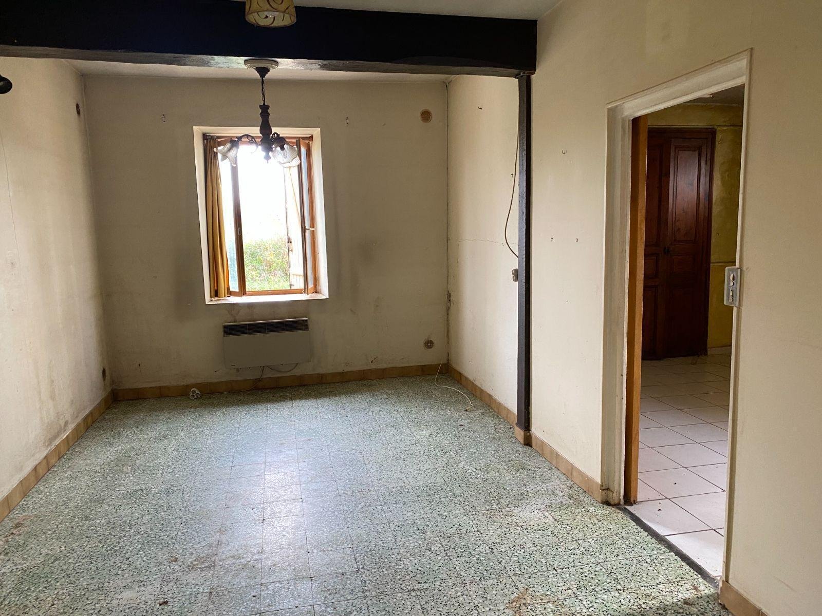 Maison à vendre, 3m², Azay-le-Ferron