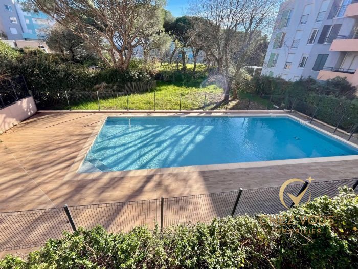 Appartement à vendre, 59m², Fréjus