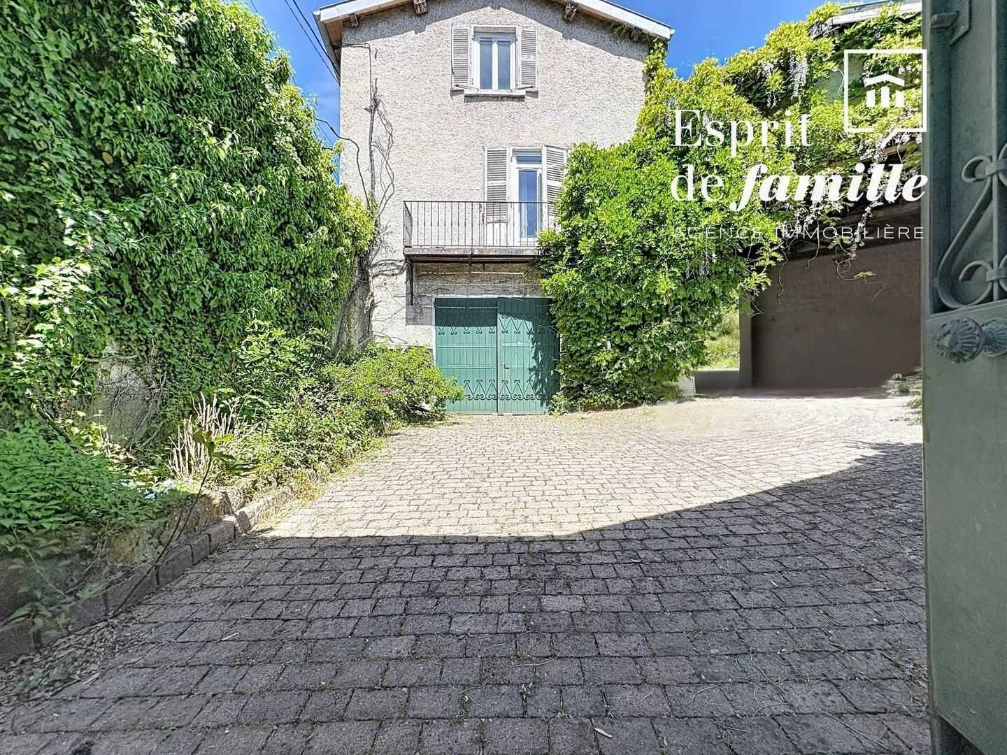 Maison à vendre, 260m², Fontaines-Saint-Martin