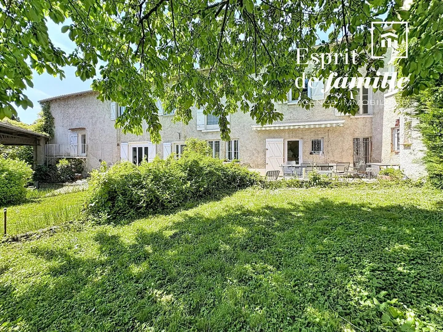 Maison à vendre, 260m², Fontaines-Saint-Martin