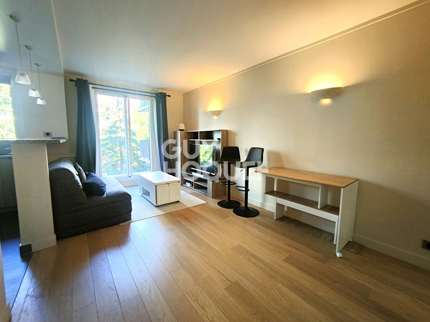 Appartement à louer, 28m², Courbevoie