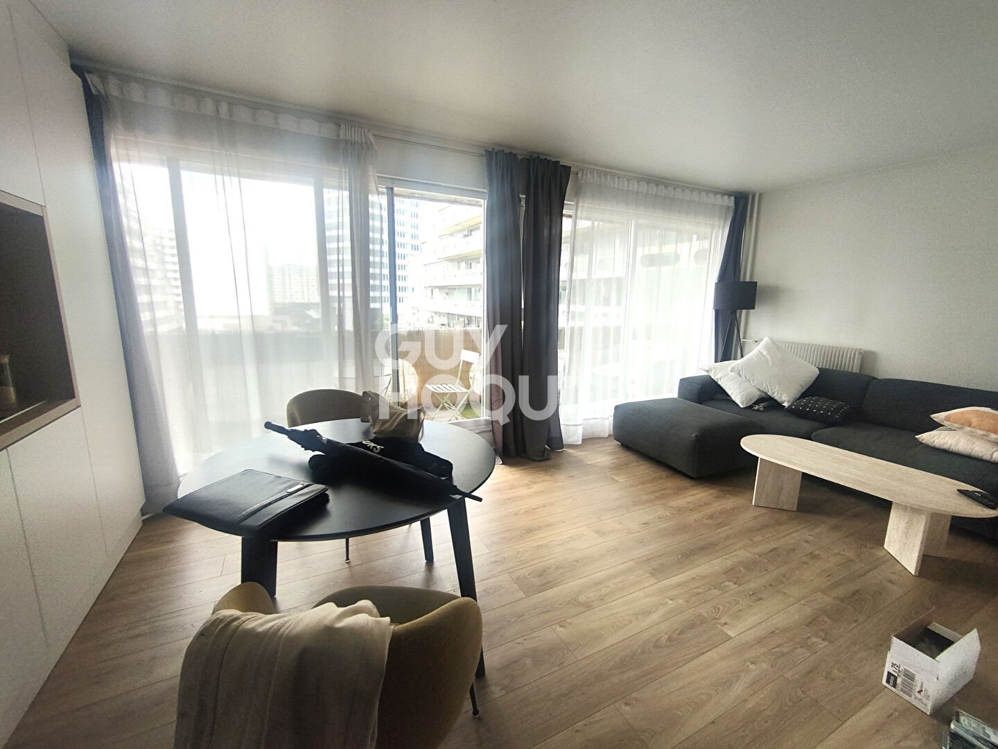 Appartement à louer, 47m², Courbevoie