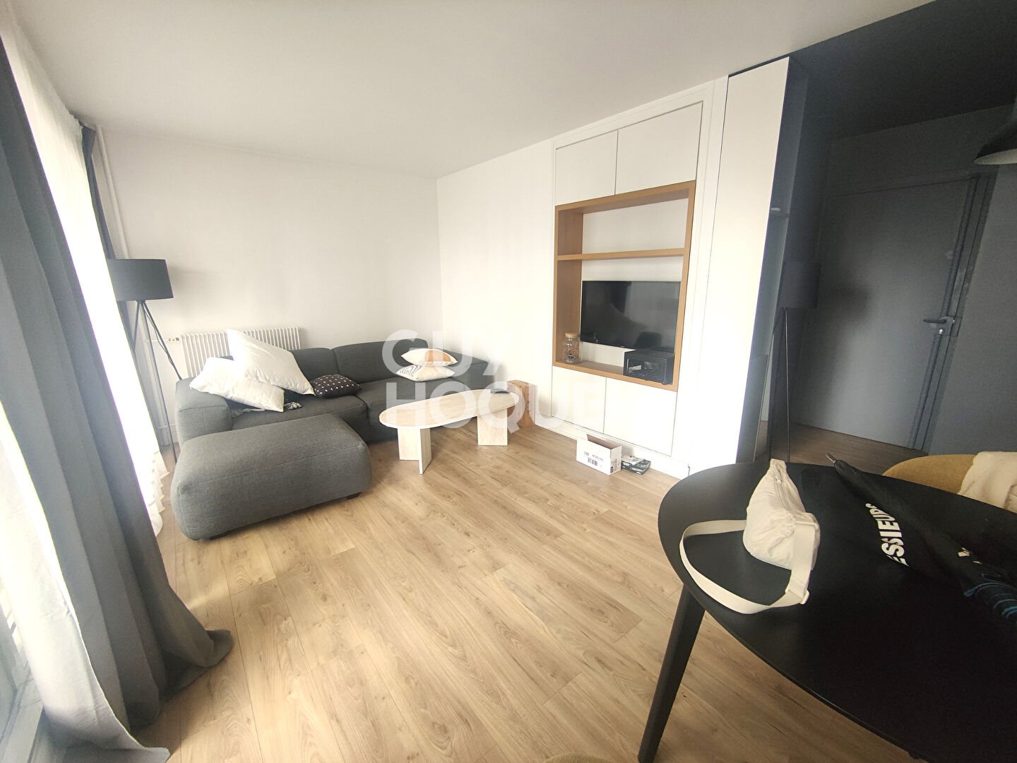 Appartement à louer, 47m², Courbevoie