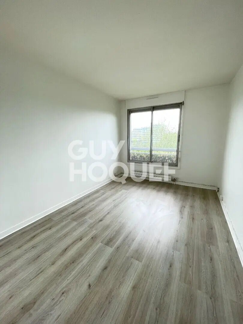 Appartement à louer, 101m², Courbevoie