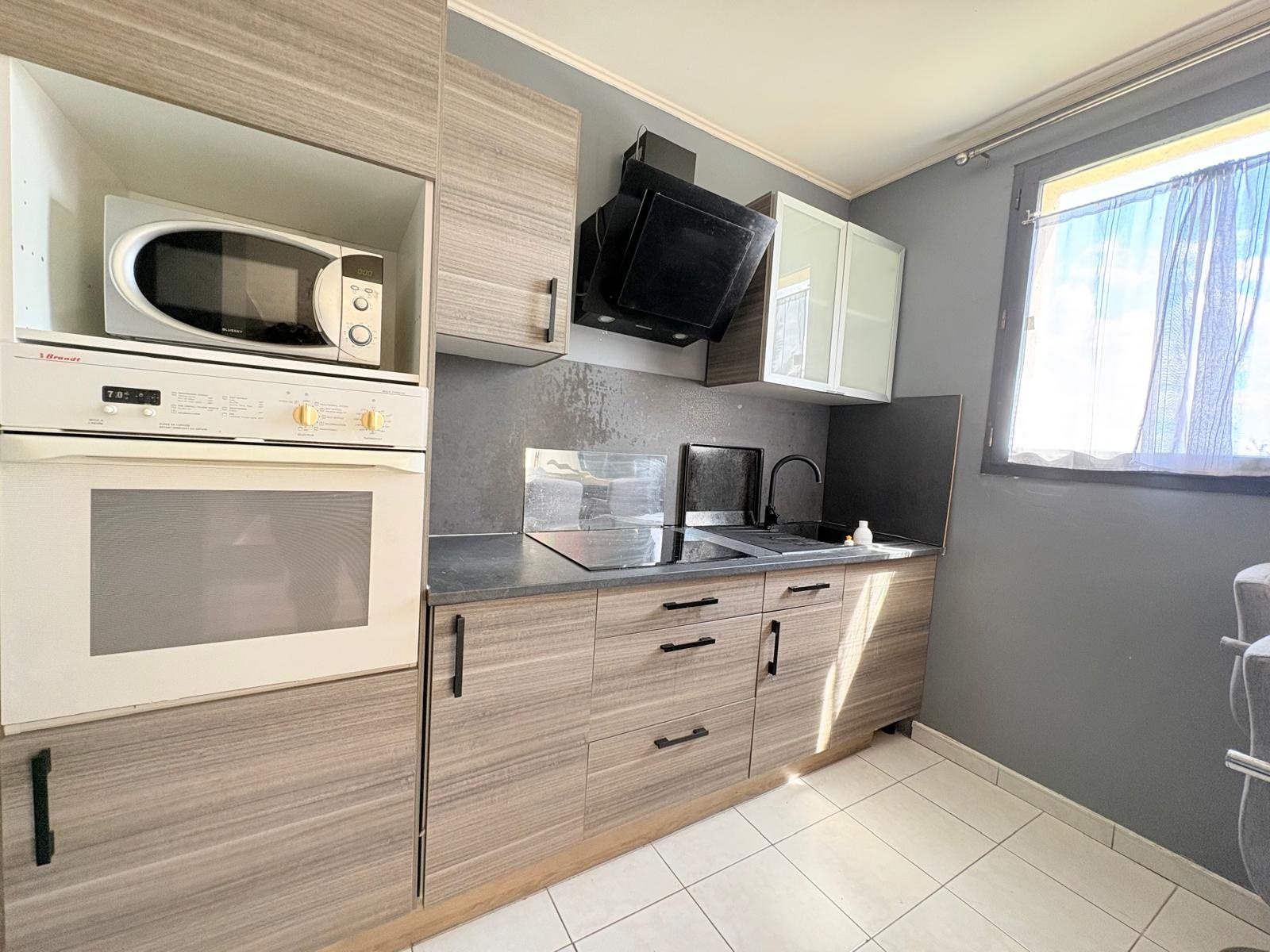 Appartement à vendre, 57m², Bruyères-le-Châtel