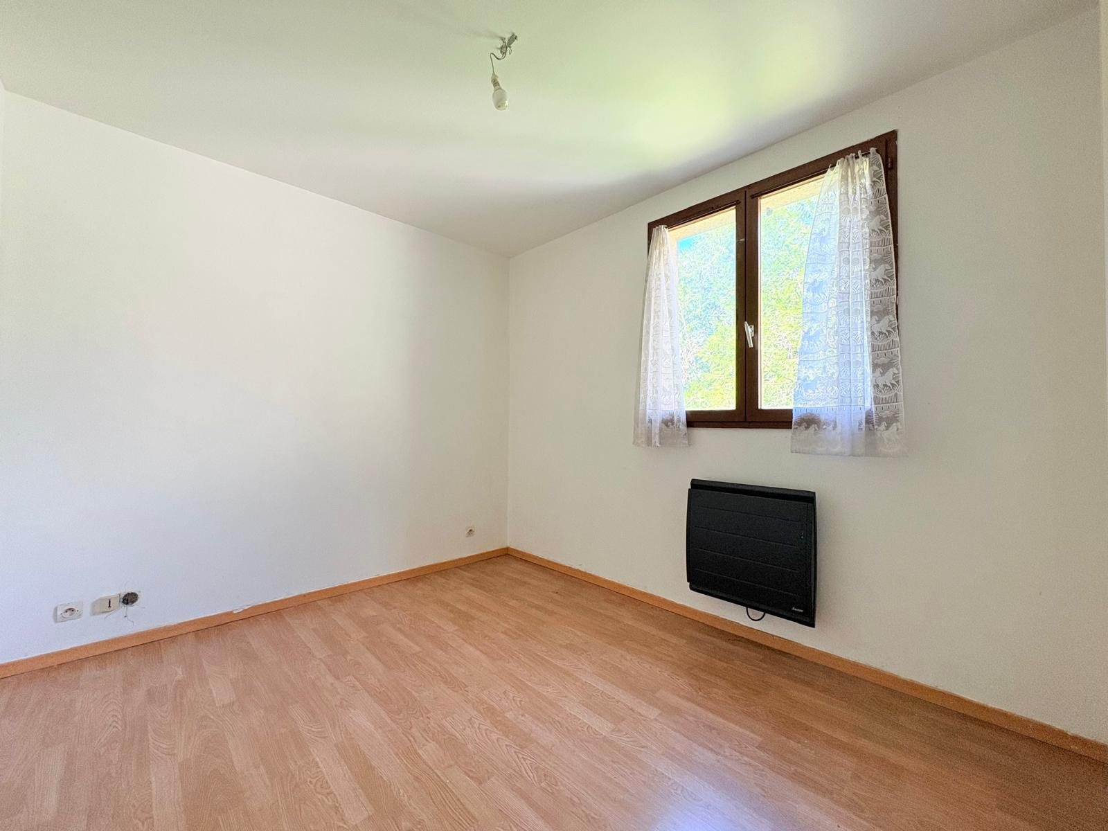 Appartement à vendre, 57m², Bruyères-le-Châtel