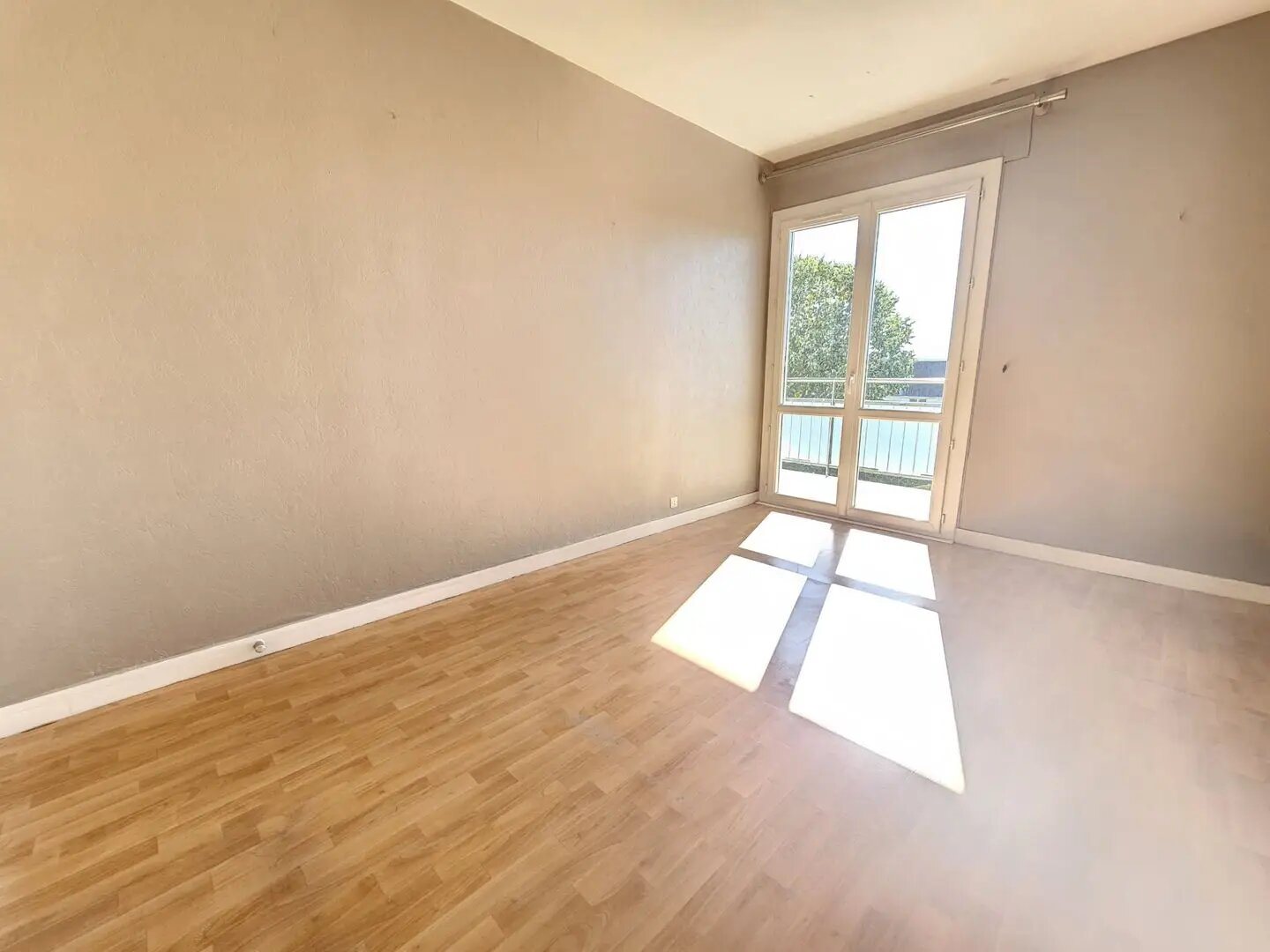 Appartement à vendre, 71m², Dourdan