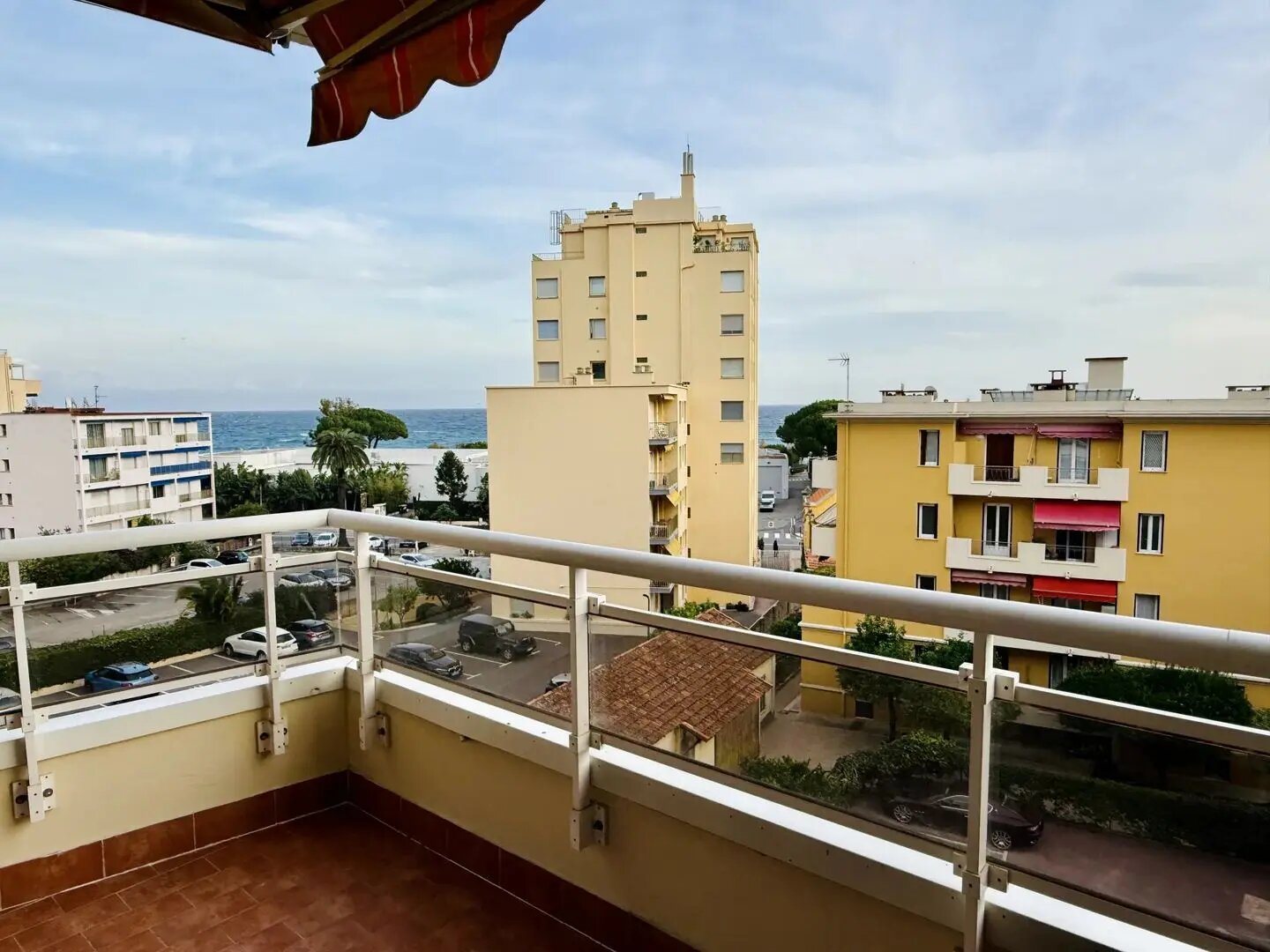 Appartement à louer, 54m², Menton