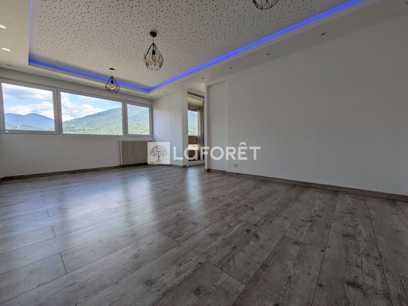 Appartement à louer, 107m², Albertville