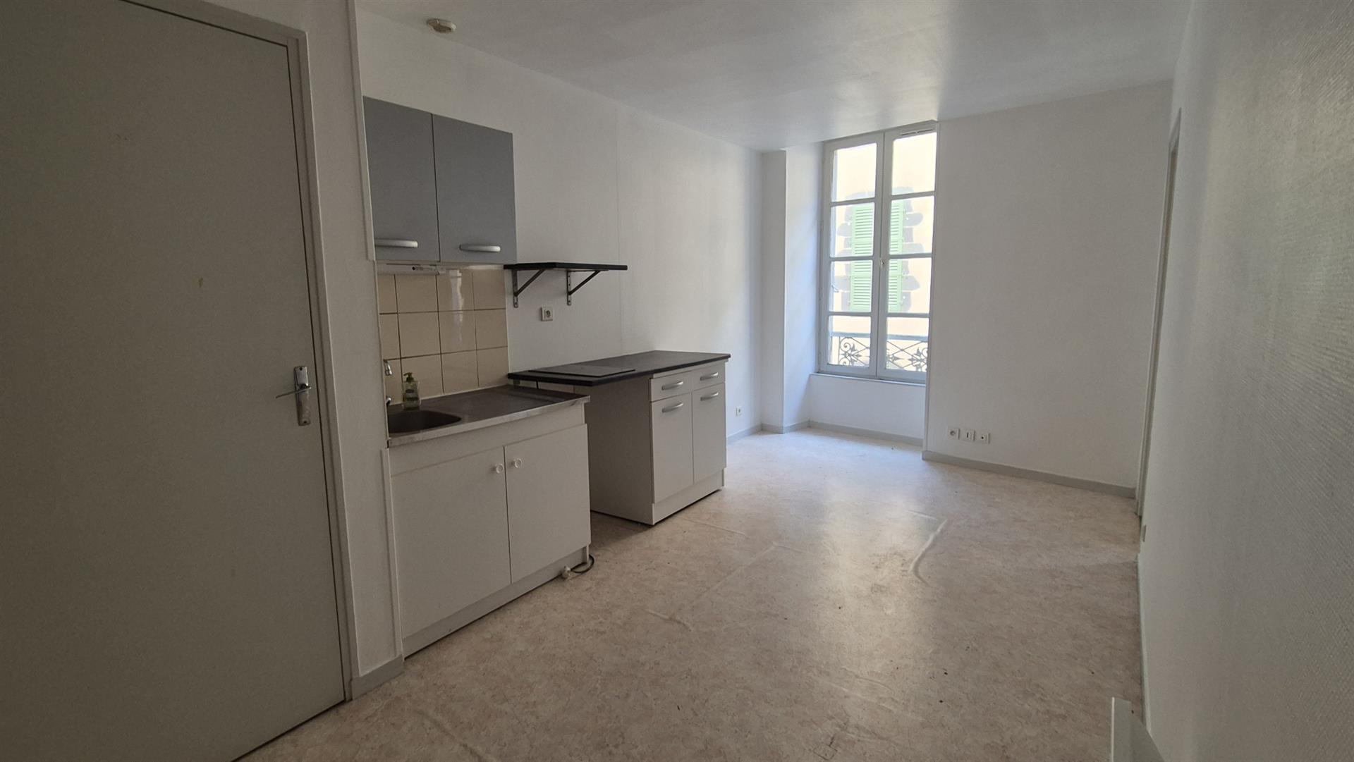 Maison à vendre, 218m², Aurillac