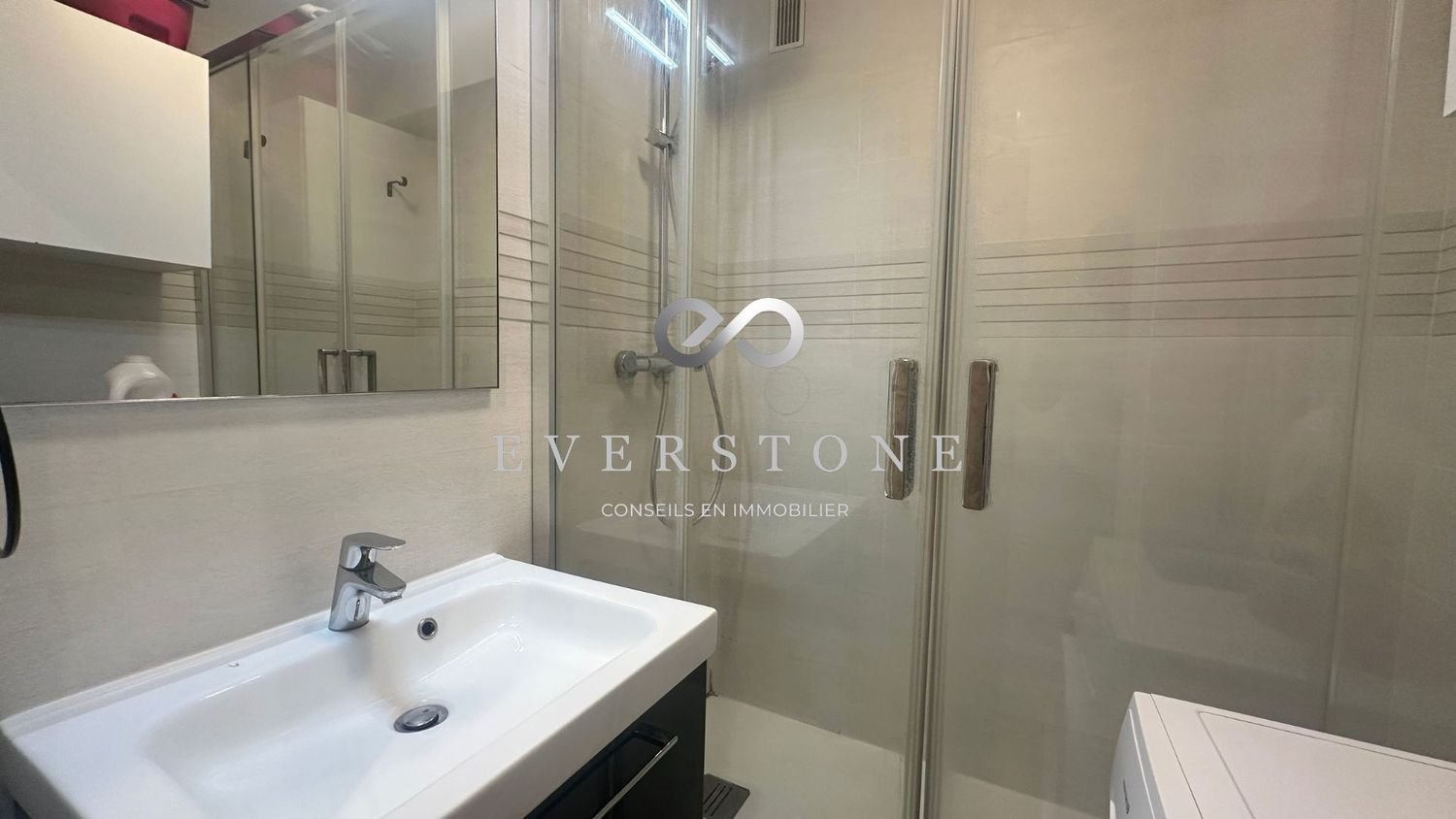 Appartement à louer, 41m², Courbevoie