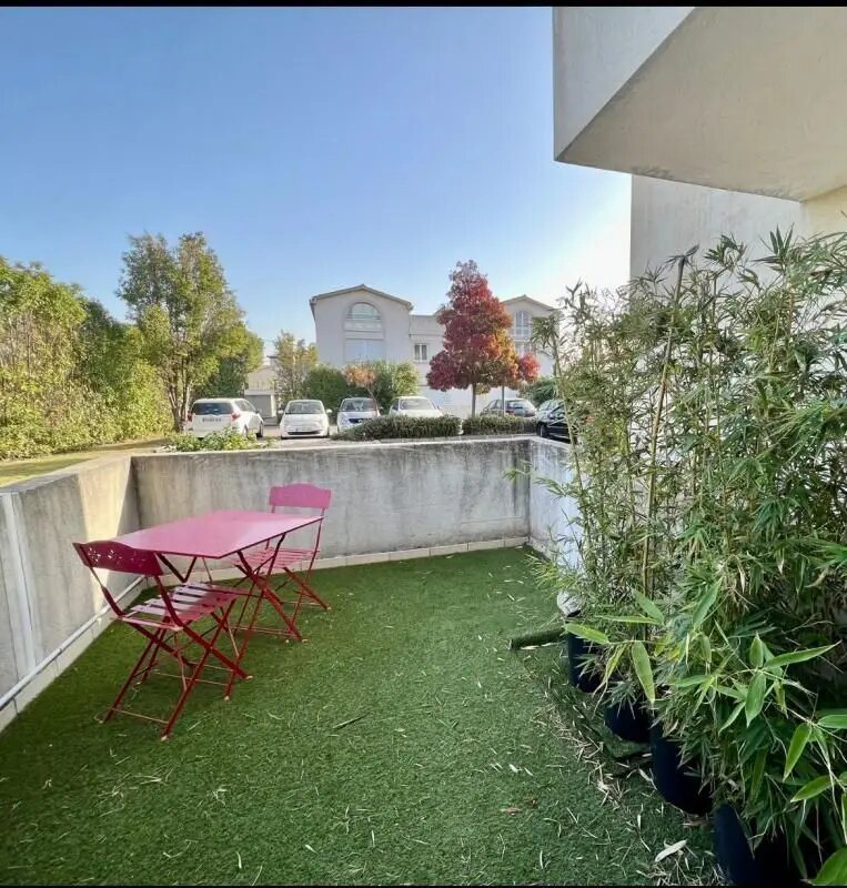 Appartement à louer, 22m², Marignane