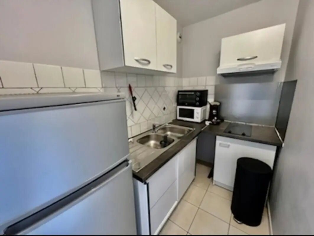 Appartement à louer, 22m², Marignane