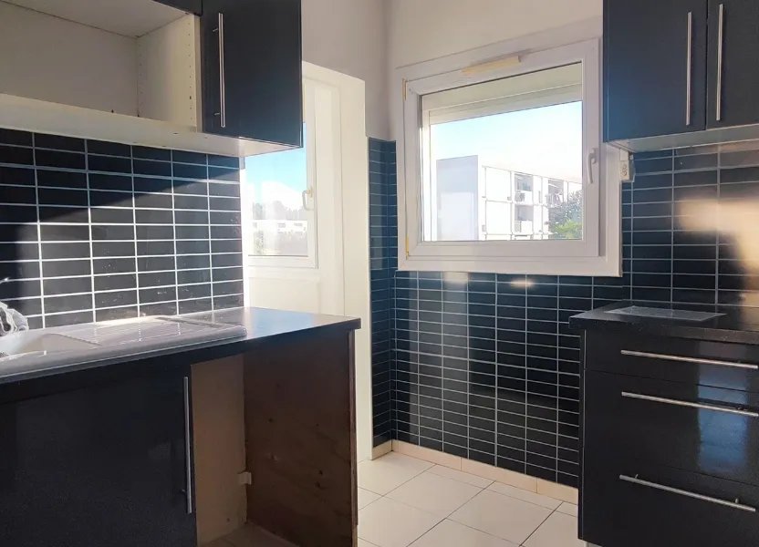 Appartement à louer, 67m², Marignane
