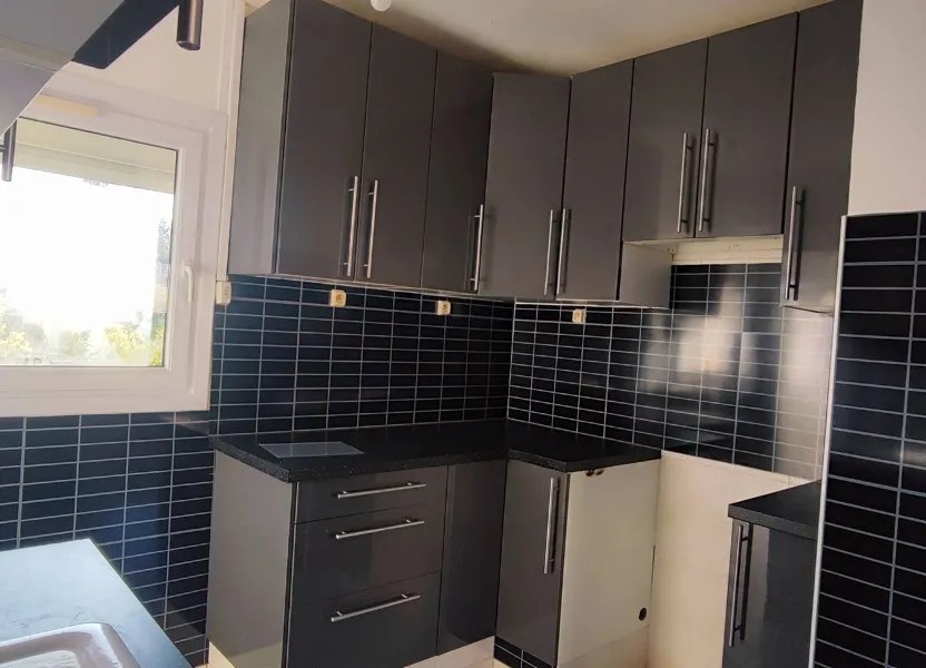 Appartement à louer, 67m², Marignane