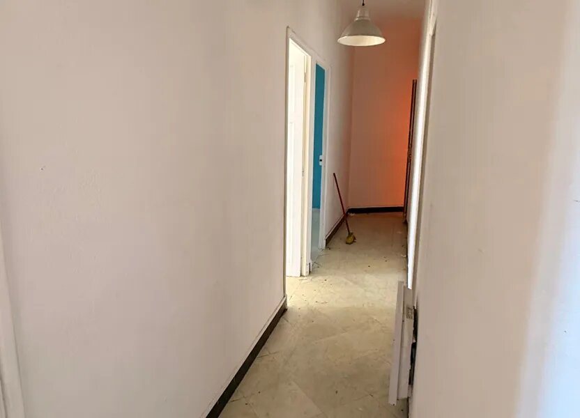 Appartement à louer, 56m², Marignane
