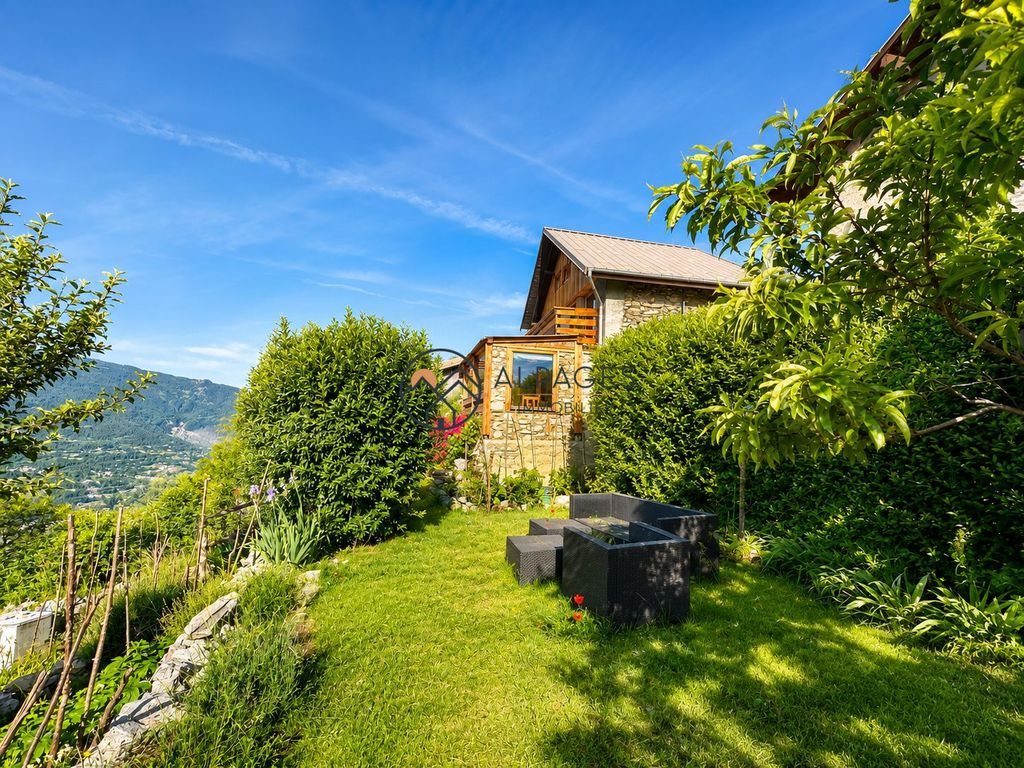 Maison à vendre, 118m², Eygliers