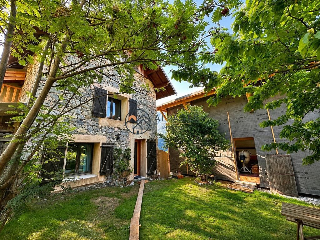 Maison à vendre, 118m², Eygliers