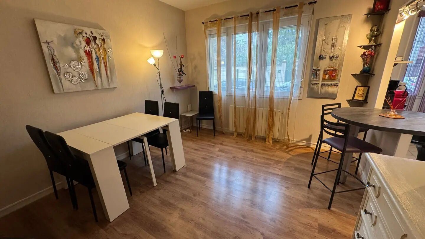 Appartement à louer, 55m², Lyon 8ème