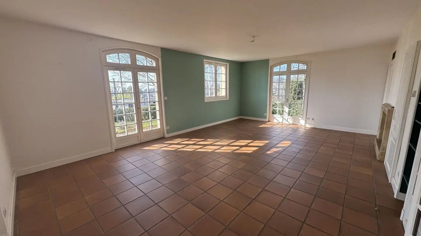 Maison à louer, 194m², Saint-Didier-au-Mont-d'Or