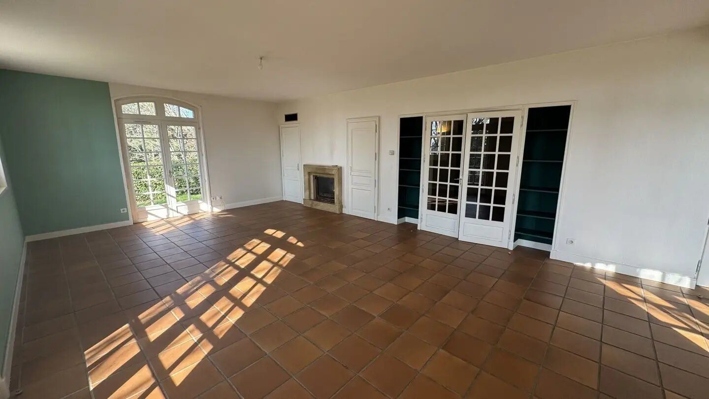 Maison à louer, 194m², Saint-Didier-au-Mont-d'Or