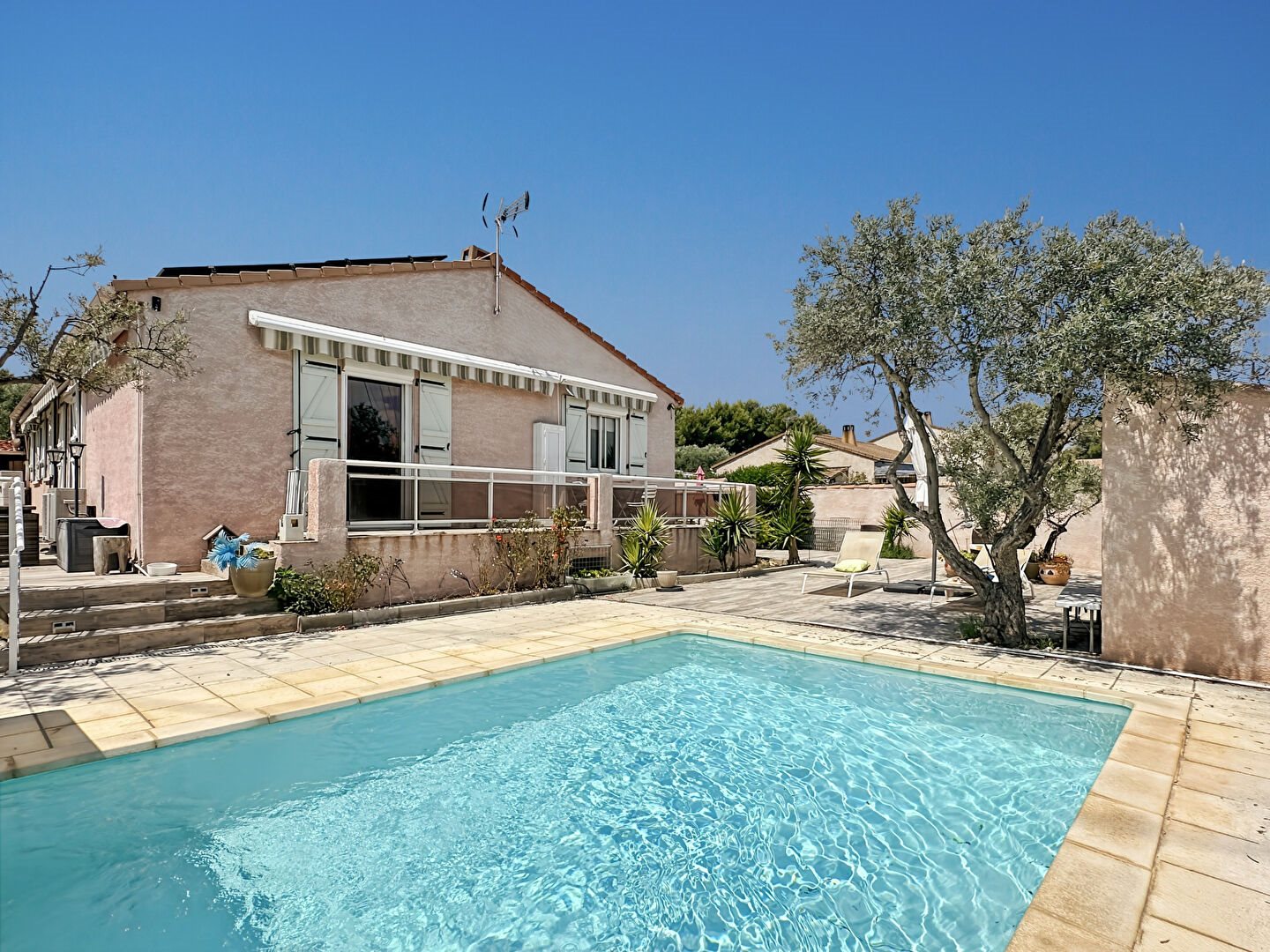 Maison à vendre, 100m², Rognac