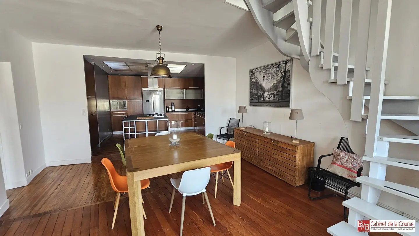 Appartement à louer, 180m², Bordeaux