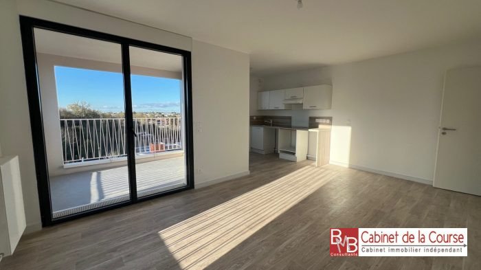 Appartement à louer, 62m², Mérignac