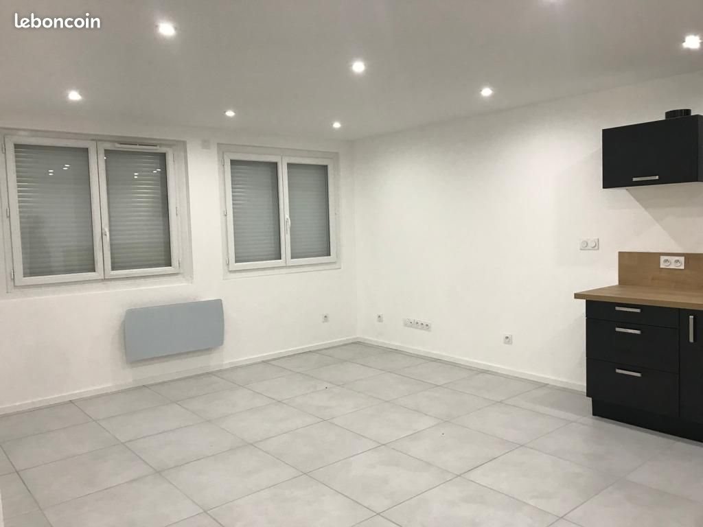 Appartement à louer, 61m², Morestel