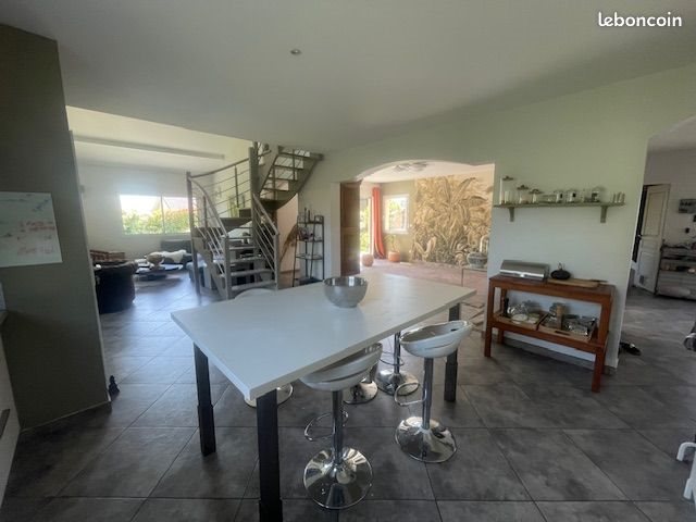 Maison à vendre, 163m², Rochetoirin