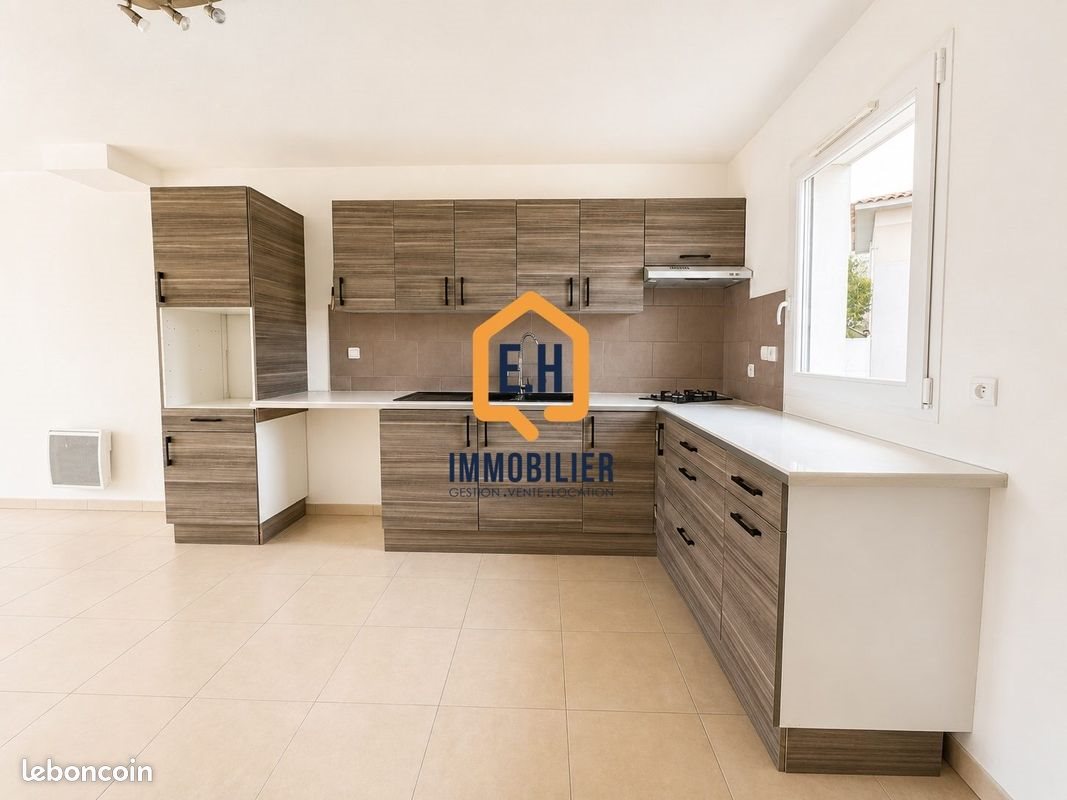 Maison à vendre, 83m², Cuers