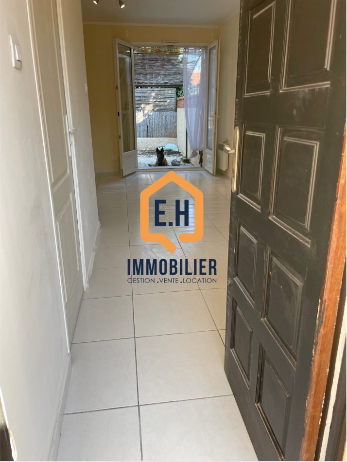 Appartement à louer, 23m², La Garde