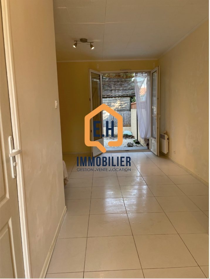 Appartement à louer, 23m², La Garde